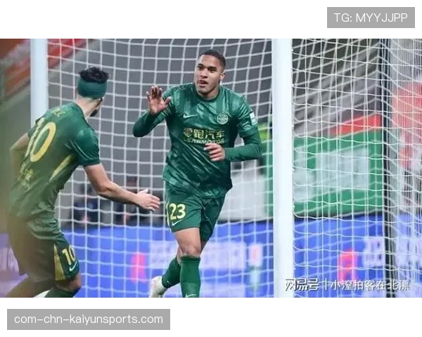 浙江队客场四球逆转青岛海牛 下半场连入三球展现实时调整能力 浙江队客场四球逆转青岛海牛 下半场连入三球展现实时调整能力